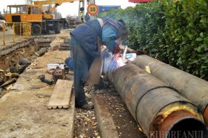 Cu preţul scumpirii gigacaloriei, CET-ul reabilitează încă 25,5 kilometri de reţea de încălzire