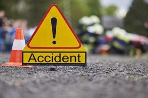 Accident in Ploiesti, zona Lămâiţa. Doua autoturisme s-au ciocnit, o persoana ranita