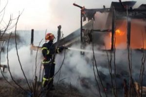 CASĂ DISTRUSĂ de FLĂCĂRI, la TULCEA

