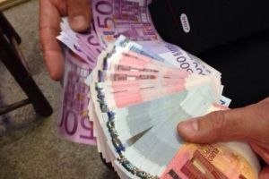 Veşti bune pentru românii din străinătate. Decizia care vă va aduce mult mai mulţi bani: Este un record absolut
