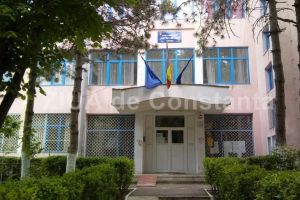 Scoala Gimnaziala nr. 38 Dimitrie Cantemir“, in atentia consilierilor locali constanteni (document) 