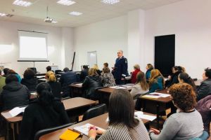 Asistenţii sociali şi medicali intervin şi ei la cazurile de violenţă în familie!