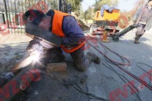 ALERTĂ în Bucureşti. 225 de blocuri au rămas fără apă . Sute de mii de persoane sunt DISPERATE