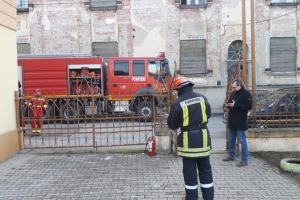 Grădiniţă evacuată din cauza unui incendiu izbucnit la un tablou electric, la Lugoj