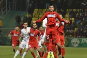 FCSB scoate din depresie pierzătoarele Ligii I