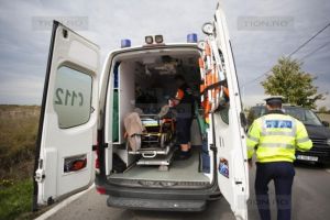 Șofer încarcerat după ce două autotrenuri s-au ciocnit, pe autostrada Timişoara-Arad