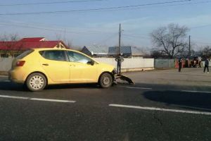 ULTIMĂ ORĂ: Două maşini s-au ciocnit pe DN2, la Garoafa