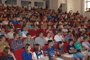 Studenţii sibieni vor avea o vacanţă mai lungă de Paşte din cauza Summit-ului