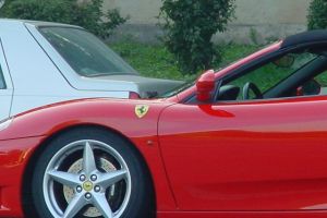 Cu ce masini se mandresc cei mai bogati oameni din Constanta! Bugatti, Aston Martin, Bentley, Cadillac, Ferrari si Lamborghini (document)