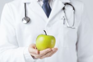 10 provocări. Ce mai citim pe reţetele de socializare despre adevărurile medicale?