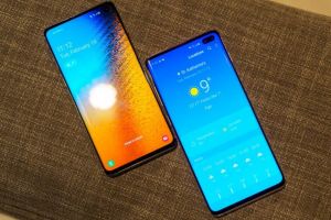 VIDEO FOTO Samsung a lansat Galaxy S10 şi S10 Plus – Au trei camere foto, ecran impresionant şi amprentă ultra sonică