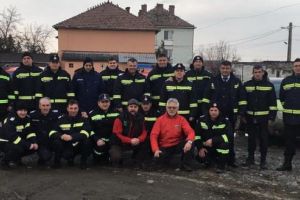 Şoferii ISU Mureş, cursuri de îndemânare cu profesioniştii în cursele de maşini