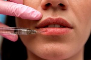Încă un medic fals descoperit în România