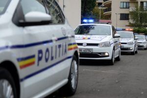 Eleva unui liceu din Târgu-Jiu, căutată de poliţişti