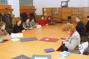 175 de profesori pensionari rămân la catedră în anul şcolar următor