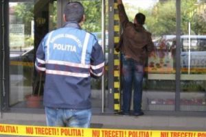 Jaf de zile mari la Cluj! Poliţiştii s-au mişcat repede şi au reuşit să îl prindă pe tâlhar. Cât a reuşit să fure în trei secunde ...