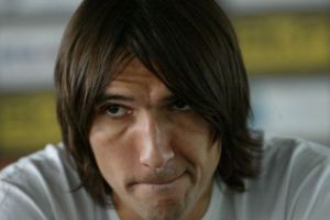 Un cunoscut antrenor din Liga I recunoaşte că are relaţii în lumea INTERLOPĂ. „Niciodată nu pot să mă lepăd de ei pentru că ţin foarte mult la ei”
