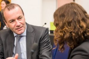Popularii europeni, susţinători ai României