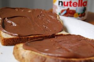 ALERTĂ: Nutella INFESTATĂ CU BACTERII. Ce se va întâmpla cu cele 600.000 de borcane