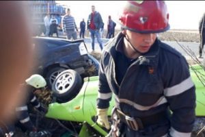 
Accident în lanţ în judeţul Arad. Un şofer şi-a pierdut viaţa
