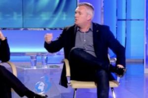 Scandal MONSTRU în DIRECT. „Daţi-i afară... desfiinţaţi tot!”