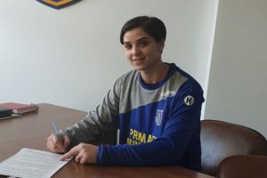 Handbalista Marilena Neagu a semnat prelungirea contractului cu Corona Braşov