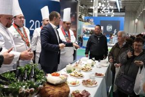 FOTO Programul Sibiu – Regiune Gastronomică Europeană promovat la Târgul de Turism al României