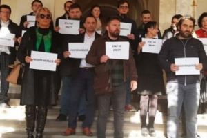 MAGISTRAȚII din ORADEA au protestat, în tăcere, împotriva modificărilor legilor JUSTIȚIEI