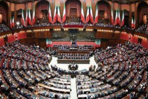 Italia vrea sa le permita cetatenilor sa propuna legi in Parlament