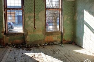 Voluntariat pentru casa parohială din Valeapai. Cum poţi ajuta I FOTO