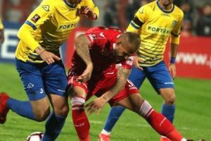 Jandarmii constanteni, prezenti la meciul de fotbal dintre A.F.C. Dunarea 2005 Calarasi si Dinamo Bucuresti