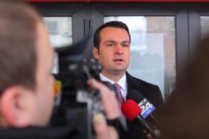 Cenzura: Biroul de relatii cu presa sub cheie, informatiile in safe. Primaria Baia Mare nu respecta legea si cenzureaza liberul acces la informatii. Chereches primeste nota 1 din partea echipei redactionale de la ZiarMM.ro