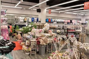 FOTOGALERIE. KiK a deschis primul magazin din 2019 în Shopping City Satu Mare