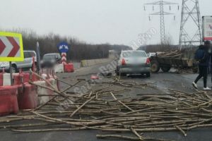 DN 7 – Căruţă spulberată de un autoturism