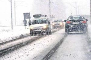 În zona Țechend, se circulă pe un singur sens din cauza unui accident rutier