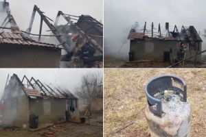 FOTO: Incendiu într-o locuinţă din satul Vama Seacă – O femeie de 77 de ani, cu arsuri la nivelul feţei, evacuată de pompieri