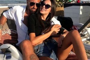 ALERTĂ mondenă! Iubita lui Botezatu are probleme GRAVE de sănătate. Medicii i-au spus să NU iasă din casă
