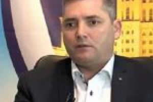 Și tu, Brutus? Directorul Poliţiei Locale Lugoj, Florin Dumitru, fost şef de campanie al actualului primar, vrea să candideze la fotoliul de edil-şef