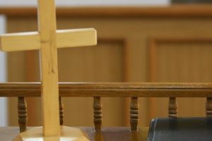 Tânăr depistat în trafic, cercetat pentru infracţiuni la regimul rutier