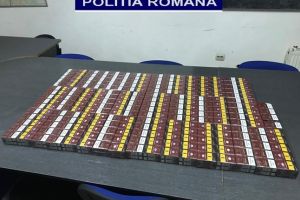Tânăr de 18 ani prins cu un bax cu ţigări de contrabandă, la Timişoara
