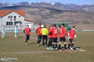FOTO: CS Universitatea Alba Iulia – Unirea Alba Iulia 0-1 (0-1) | Ultima repetiţie a “alb-negrilor”, decisă de un autogol