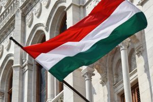 Decizie UDMR: Steagul şi imnul Ungariei sunt simboluri naţionale ale maghiarilor din România