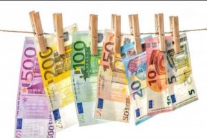 Confiscări-record în Germania. 22 de miliarde de dolari au fost „spălate” prin intermediul unor bănci din Letonia şi Moldova