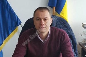 DÂMBOVIȚA: Primarul exclus din PNL spune că PSD l-a ajutat să asfalteze comuna