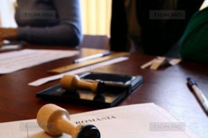 Secţie de votare deschisă la Timişoara pentru alegerile şi referendumul din Republica Moldova