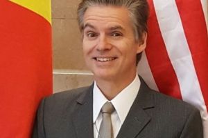 AVERTISMENT serios lansat de un diplomat american: „Prin fake news şi propagandă, Rusia are scopul să slăbească România, ca ţară