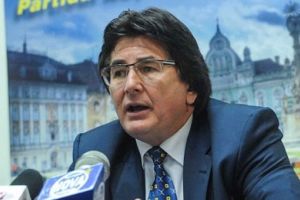 Robu răspunde USR după ce a primit nota 3: „Vă chem în PNL, nu vă lăsaţi conduşi de fişte cine”