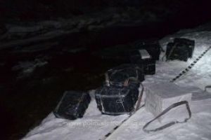 Sase focuri de arma i-au pus pe fuga pe traficantii de tigari