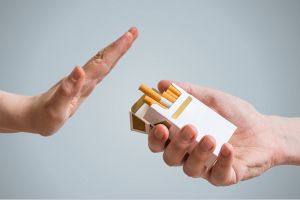 Bronhopneumopatia cronică obstructivă, o boală cauzată de fumat. Cum se depistează şi ce tratament are
