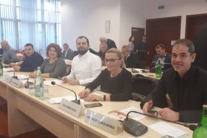 Zi HOTĂRÂTOARE pentru „vicele” Cadar şi „consilierul” Sălăşan, la Consiliul Judeţean Arad